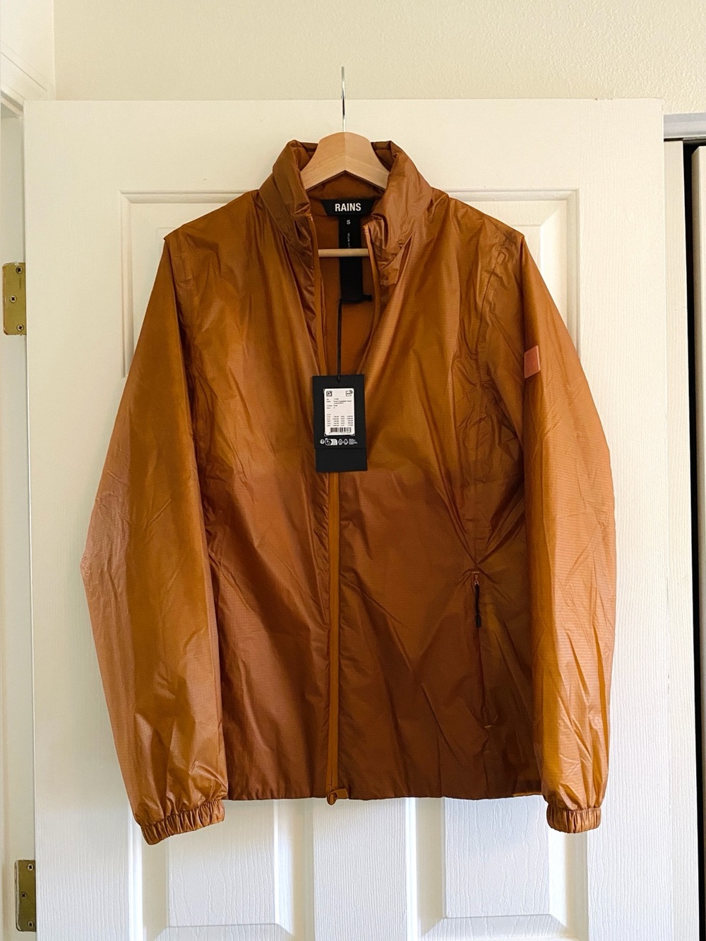 Rains Kauro Insulated Curve Jacket